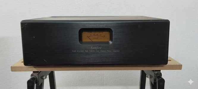 Sunfire USA Hi Fi power amplifier