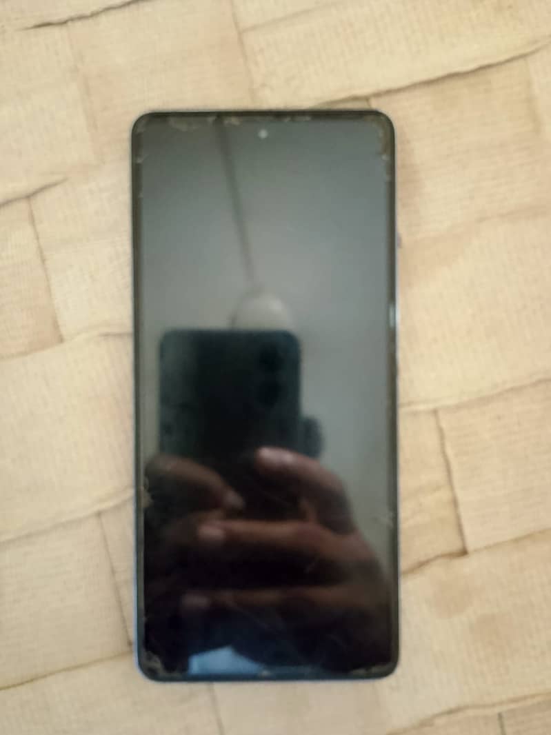 Tecno CAMON 20 1