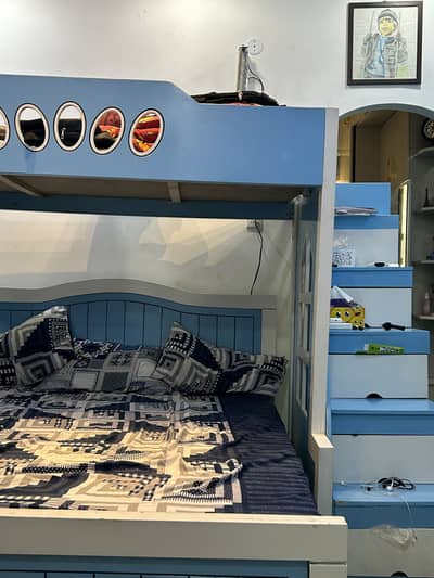 BUNK BED