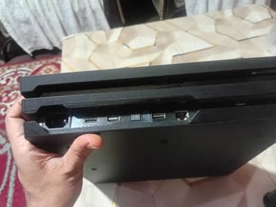 Playstation 4 Pro 1 Tb