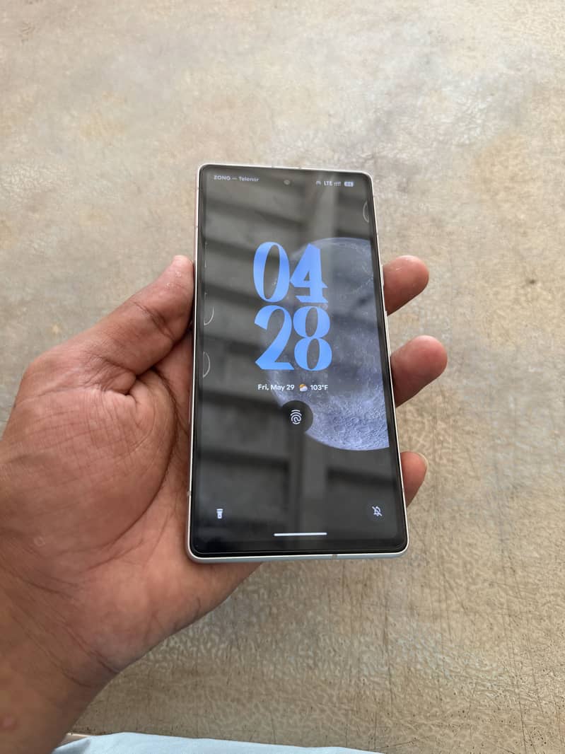 Google Pixel 7a 1