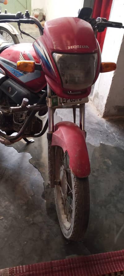 honda prider 100cc 2014 model urgent sale 03164968685