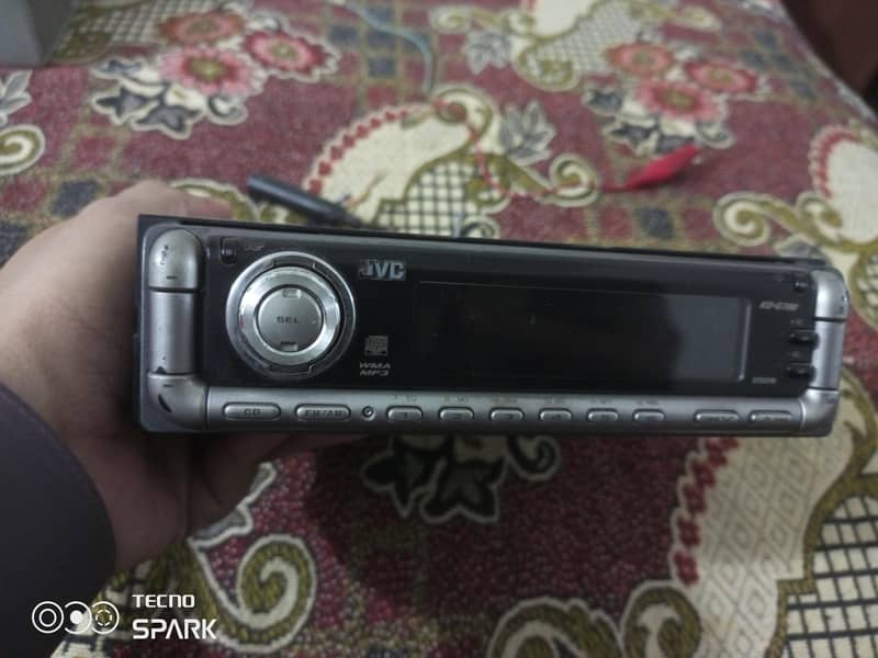 JVC  stereo 5
