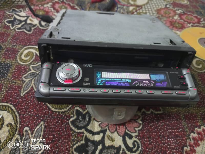 JVC  stereo 9