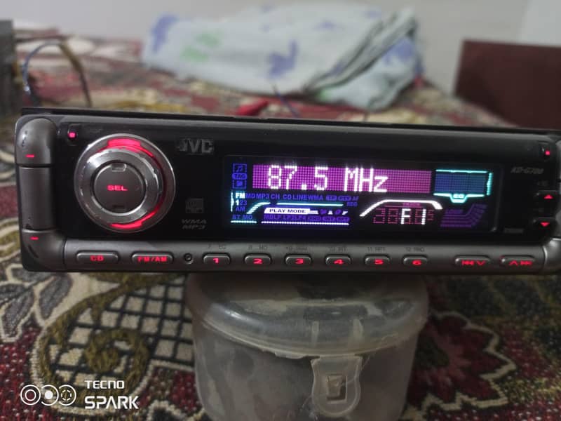 JVC  stereo 11