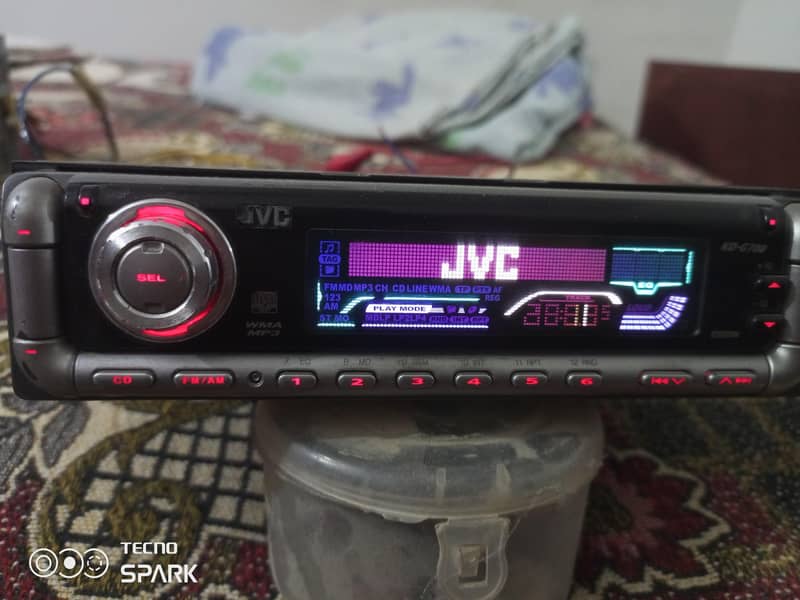 JVC  stereo 12