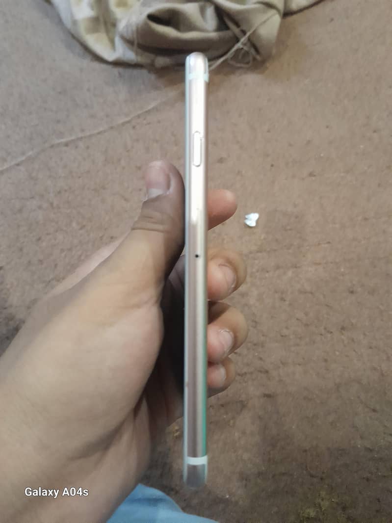 Apple iPhone 6 1