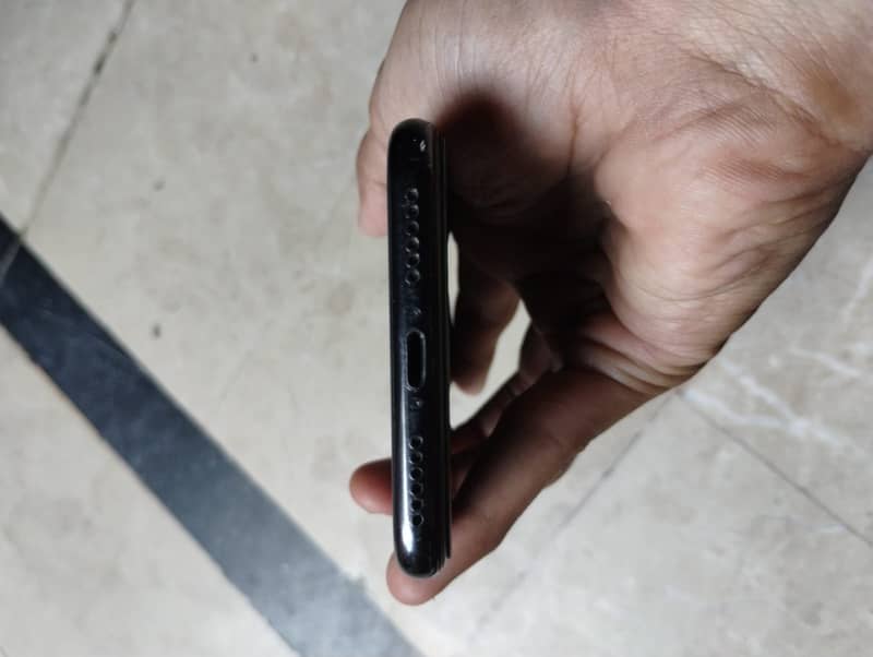 Apple iPhone X 10