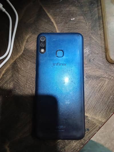 Infinix Hot 8 Lite