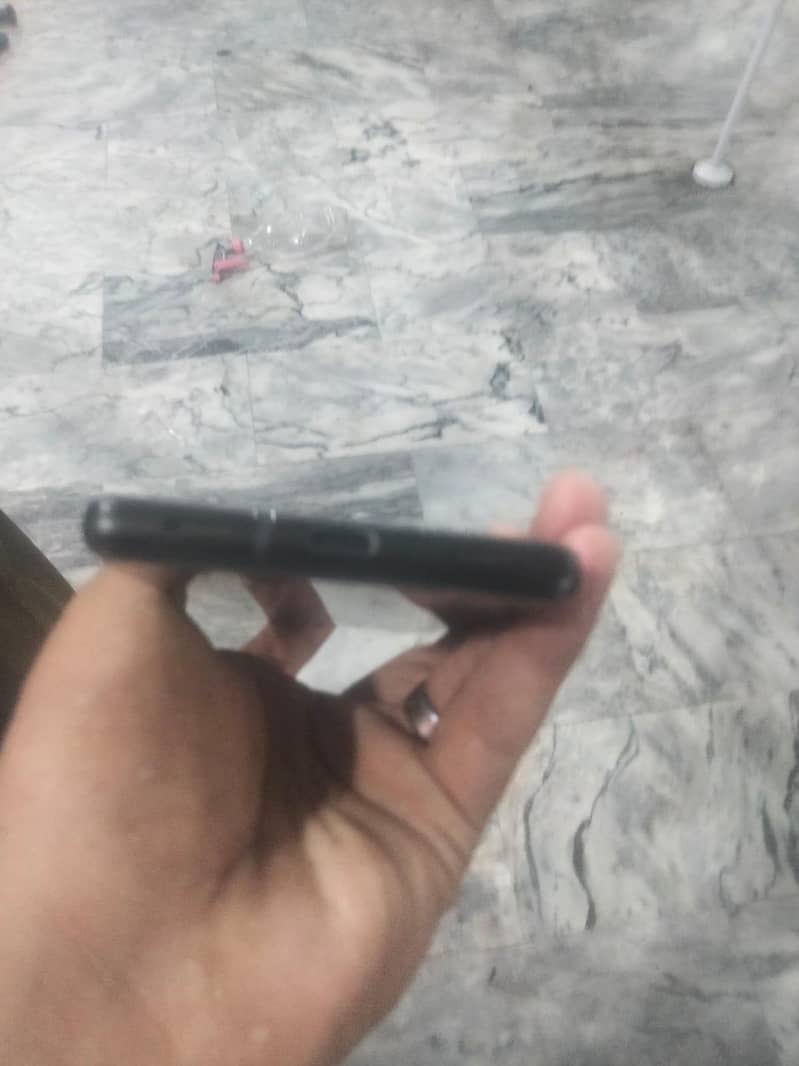 Google pixel 6a 4