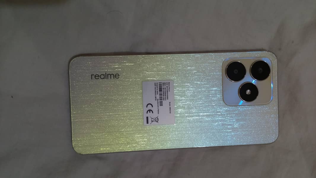 Realme C53 3