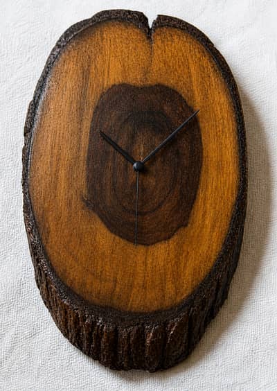 Elegant Wooden Wall Watch