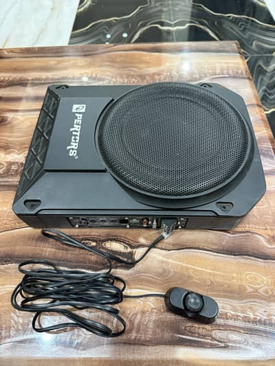 Pertors underseat amp+woofer basetube