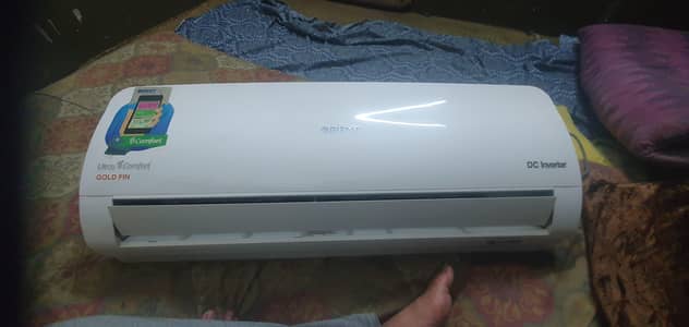 1 ton orient inverter ac used condition like new non repair condition