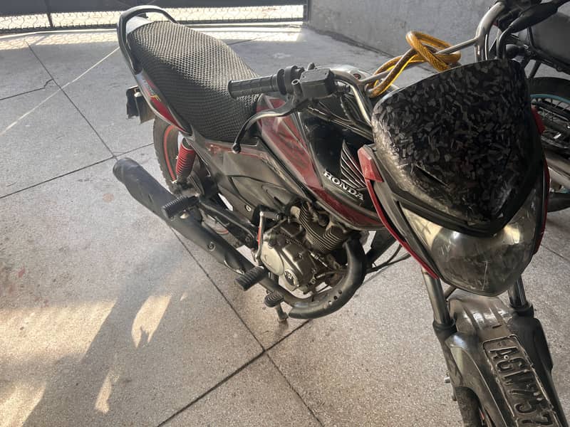 Cb 125f 1