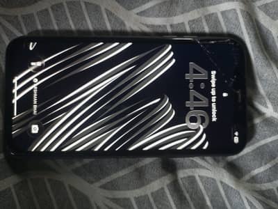 urgent sale iPhone 11 64GB Non PTA  kami payshi hogii