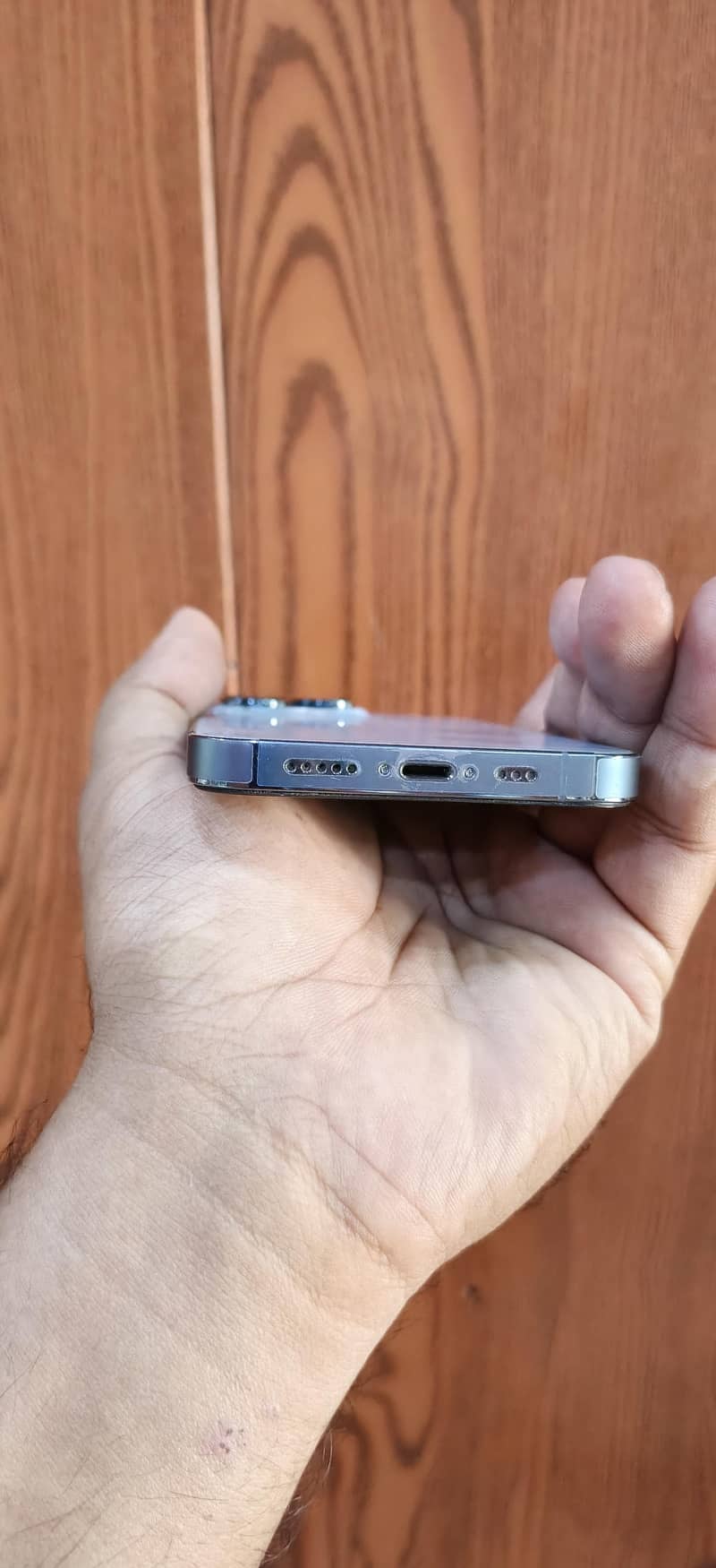 Apple iPhone 13 Pro 1