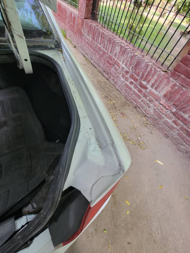 LANCER 1.6 5
