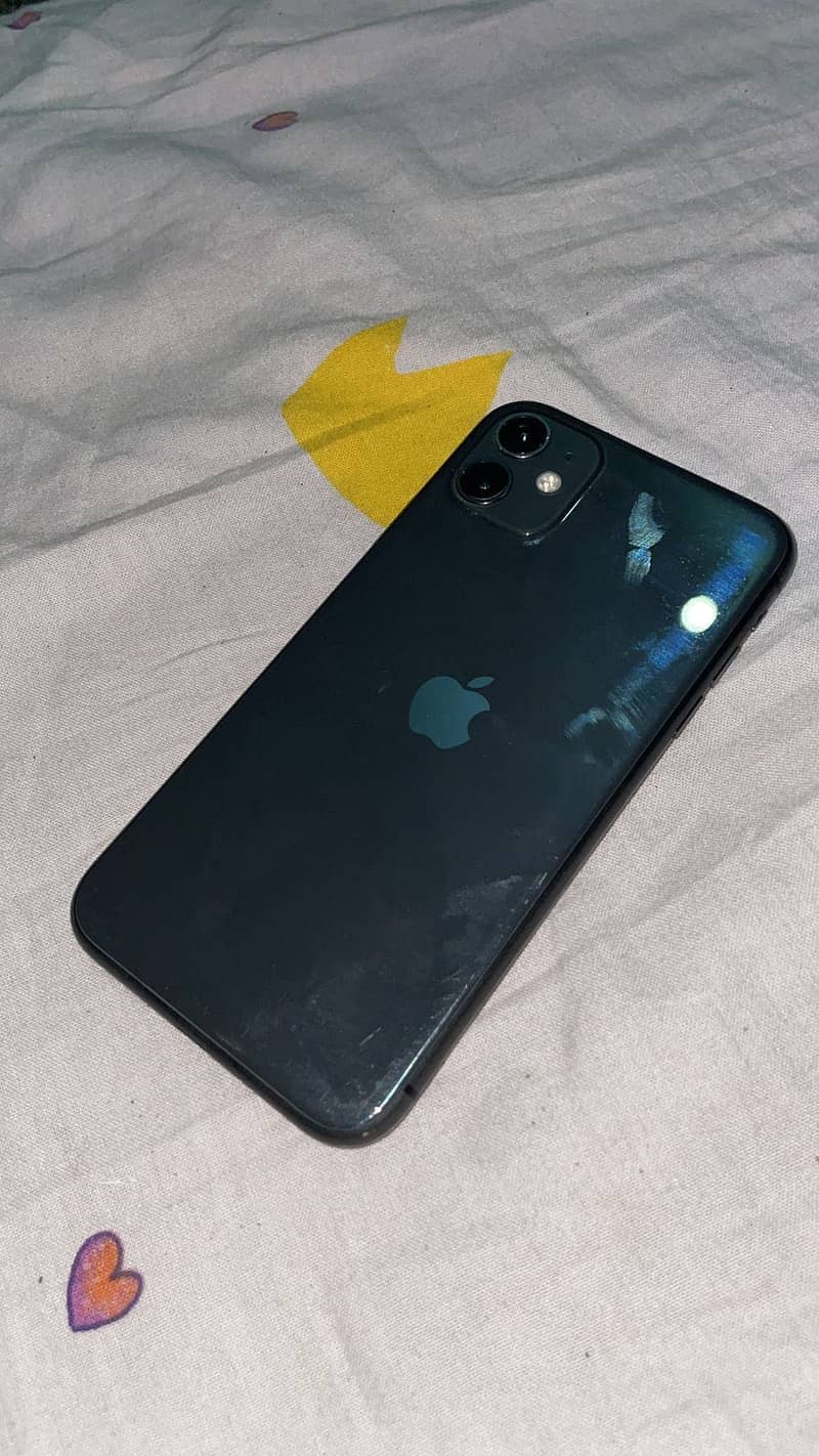 Apple iPhone 11 3