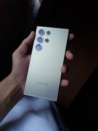 Samsung S24 Ultra [Non-PTA], FULL 10/10 Cond