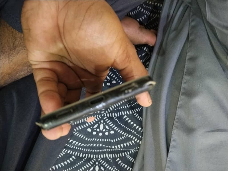 Google Pixel 6a 4