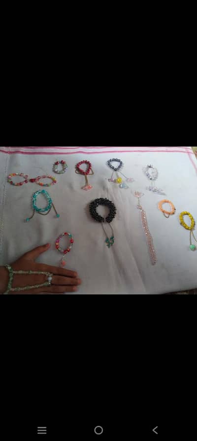Different varieties of bracelets