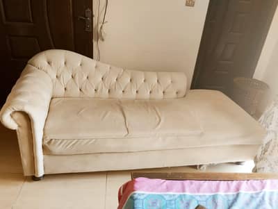 3 Seater sethi sofa available for sale used condition