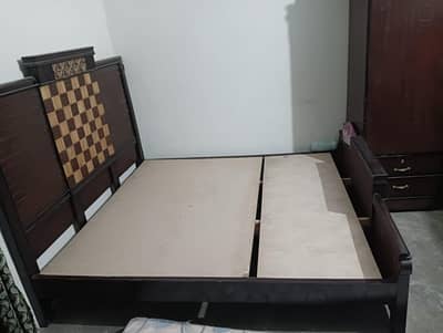 Double Bed with Strong Wooden Frame – Perfect Condition