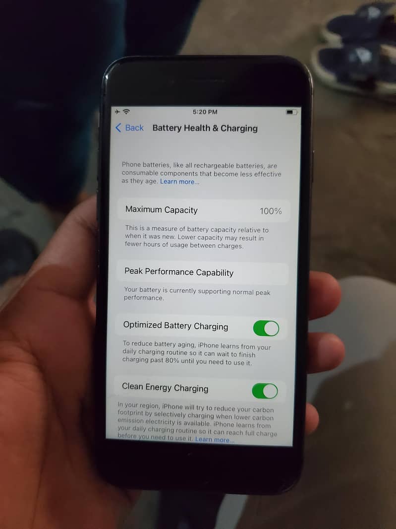Apple iPhone 8 6