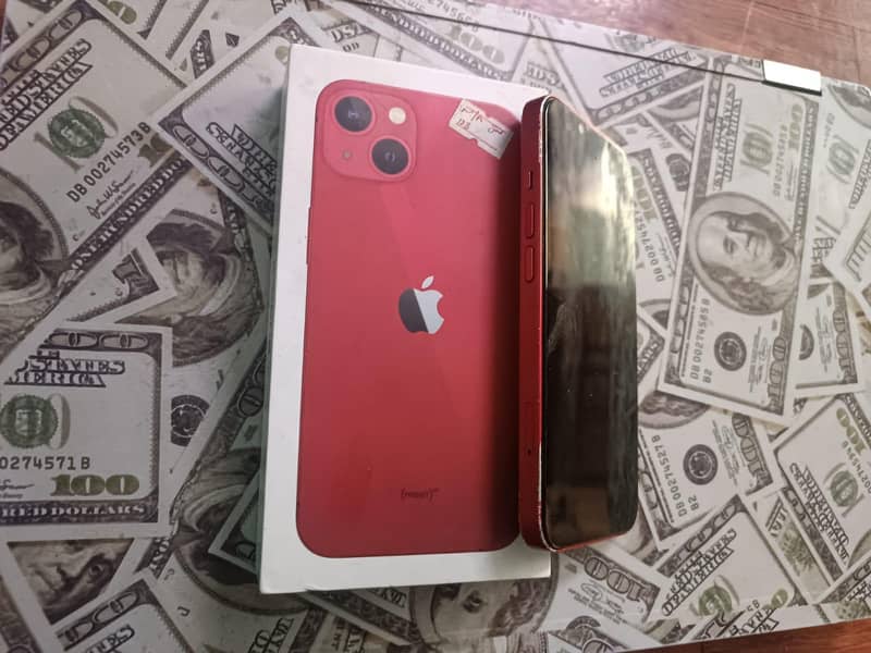 Apple iPhone 13 1