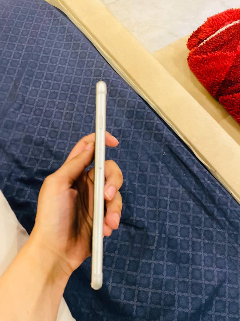 Apple iPhone 6S Plus 1