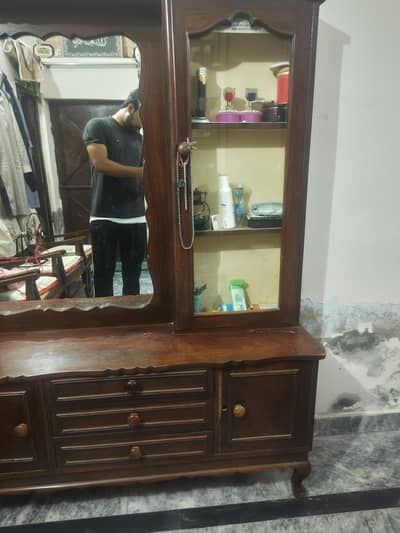 Pure wooden dressing table with 3 drawers amd two cabinets