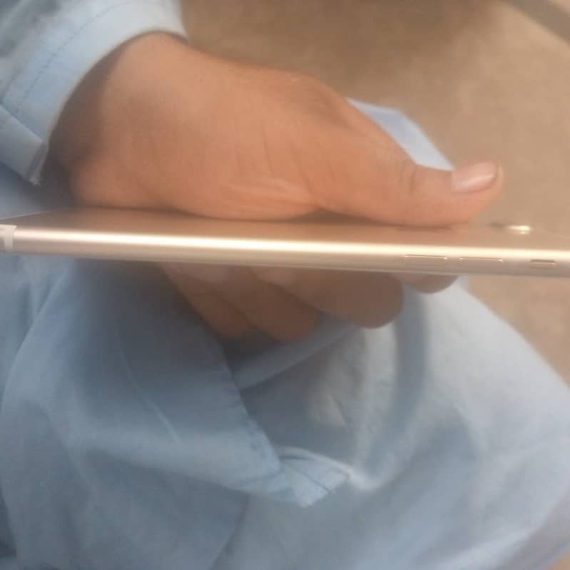 Apple iPhone 7 Plus 3