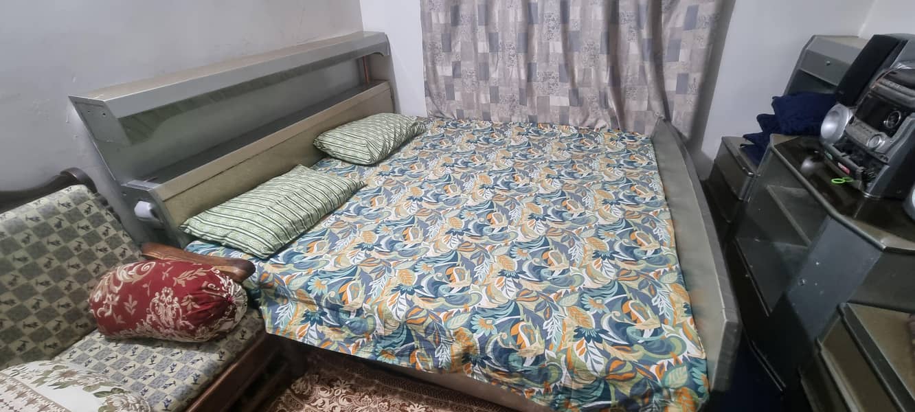 full size bed and side table 0