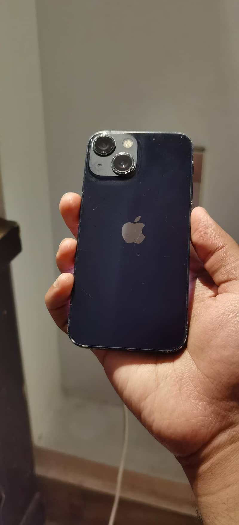 Apple iPhone 13 mini 1