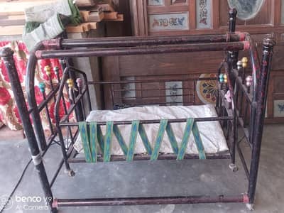 Baby Iron Jhoola Good Condition (Whatsapp only)