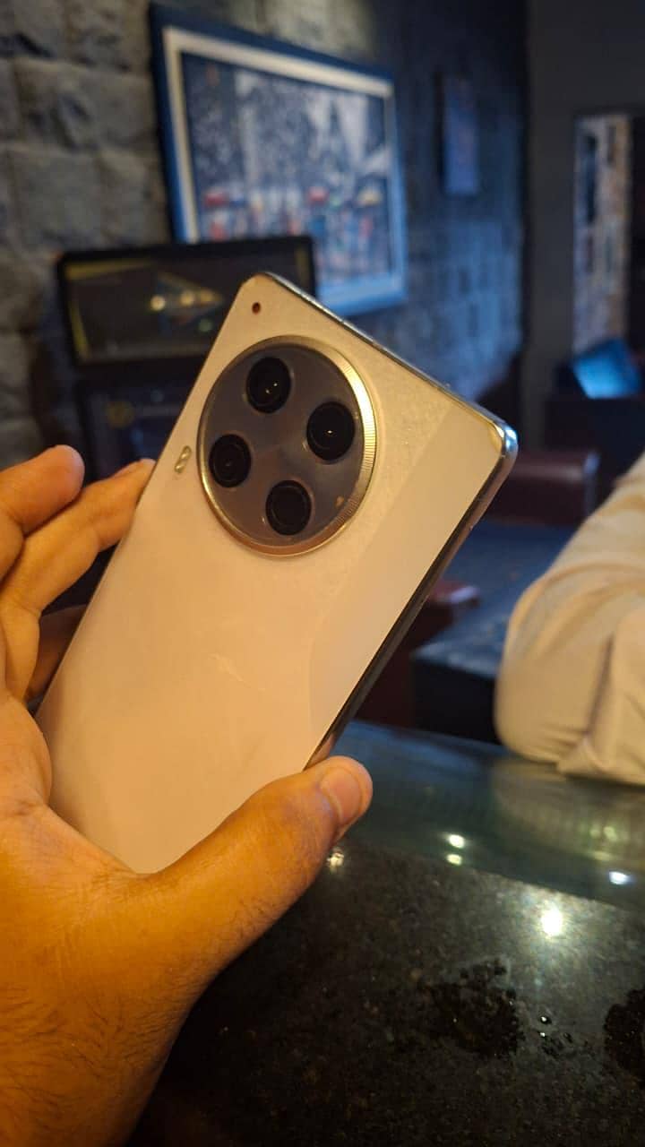 Tecno CAMON 30 3