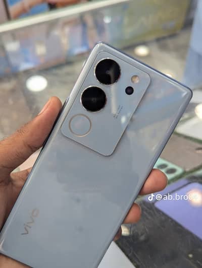Vivo V29