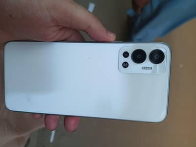 Infinix Hot 12