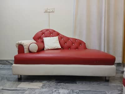 7 Seater Sofa Set, One Setty, One 3 seater and Two single seaters