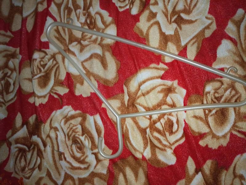 hanger 0