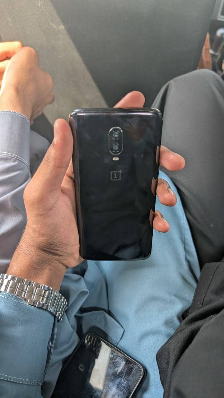 One Plus 6T 1