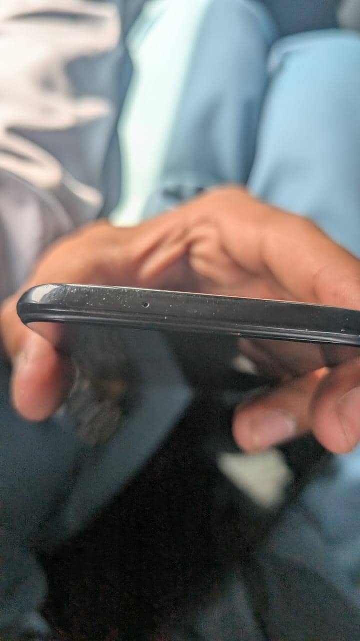 One Plus 6T 4