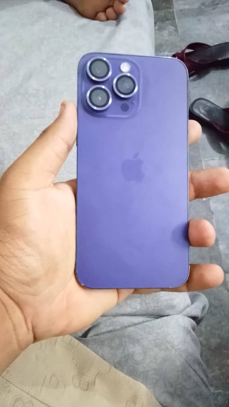 iPhone 14 Pro Max 7