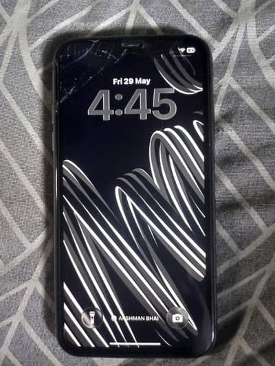 urgent sale Apple iPhone 11 kami payshi hojayegiii