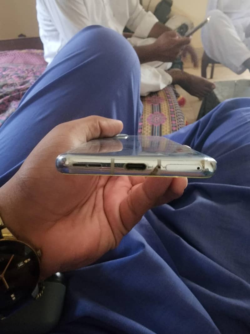 One Plus 9 Pro 4