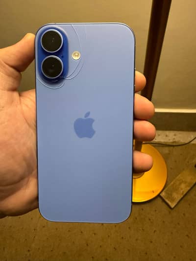 Apple iPhone 16