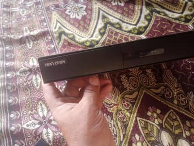NVR 8 CHANAL Hikvision