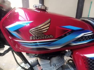 Honda 125 show room condition