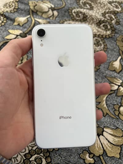 Apple iPhone XR